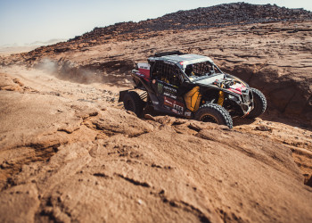 Disputa acirrada nos UTVs marca terceira etapa do Rally Dakar 2021